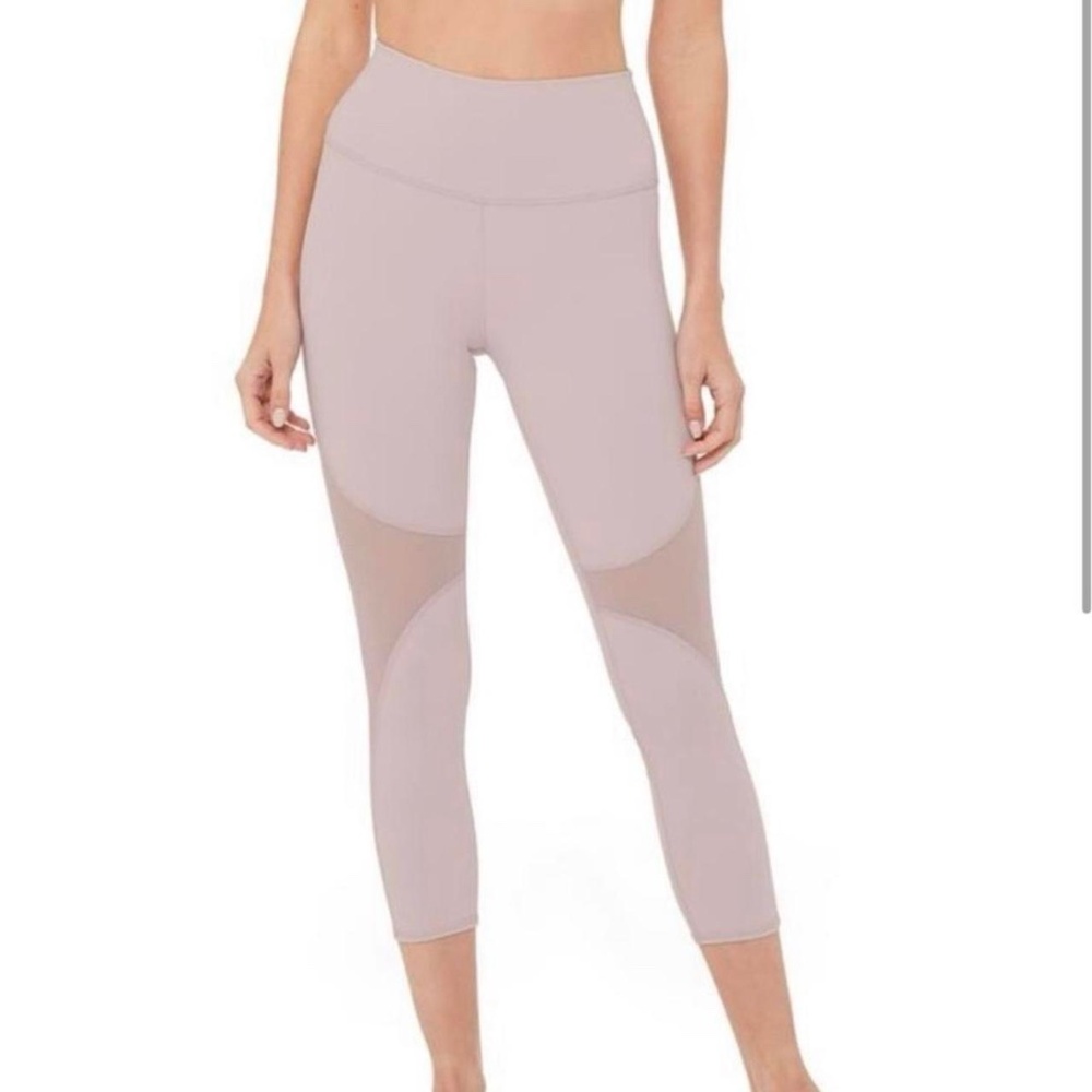 PERFECT Condition ALO Leggings Mesh Pink/ Purple Capri Size Extra Small/ XS